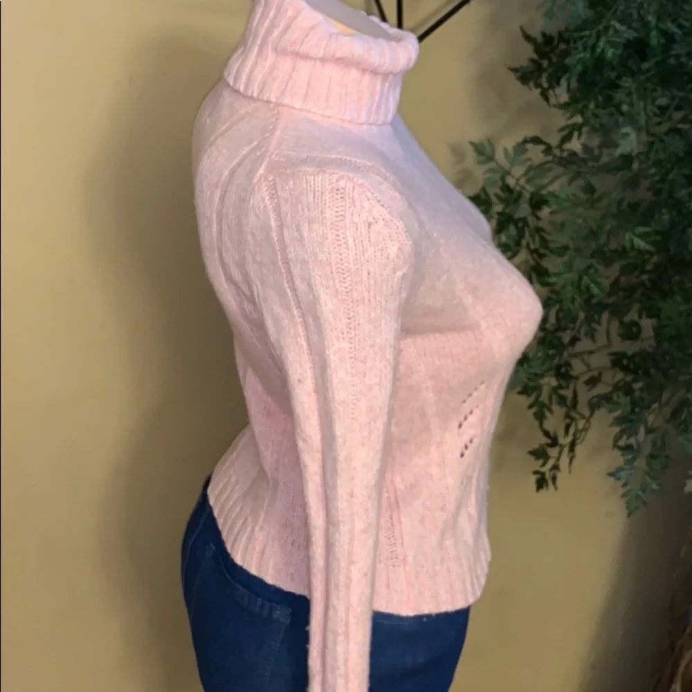 Vintage Express angora wool turtleneck minimalist feminine sweater pink small